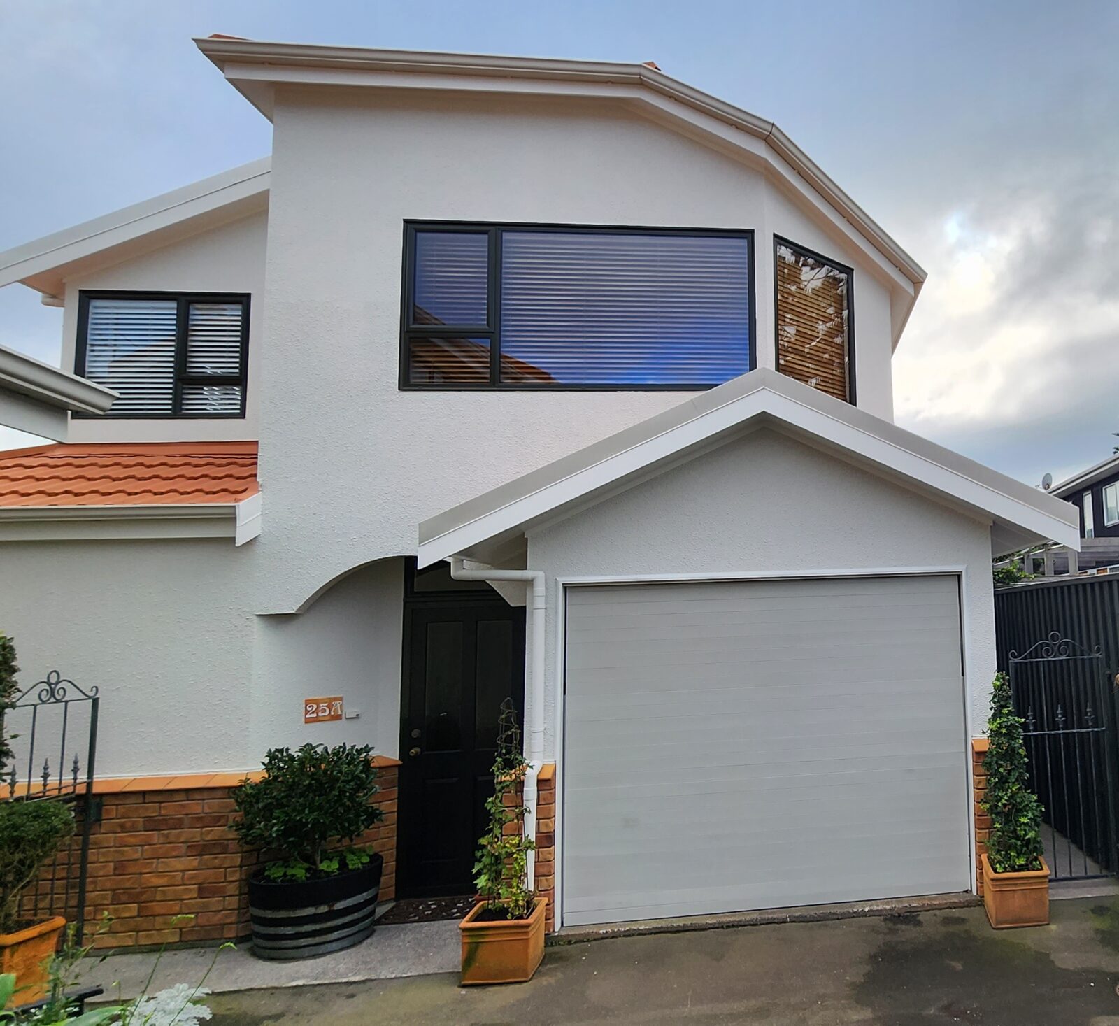 Two-storey exterior repaint